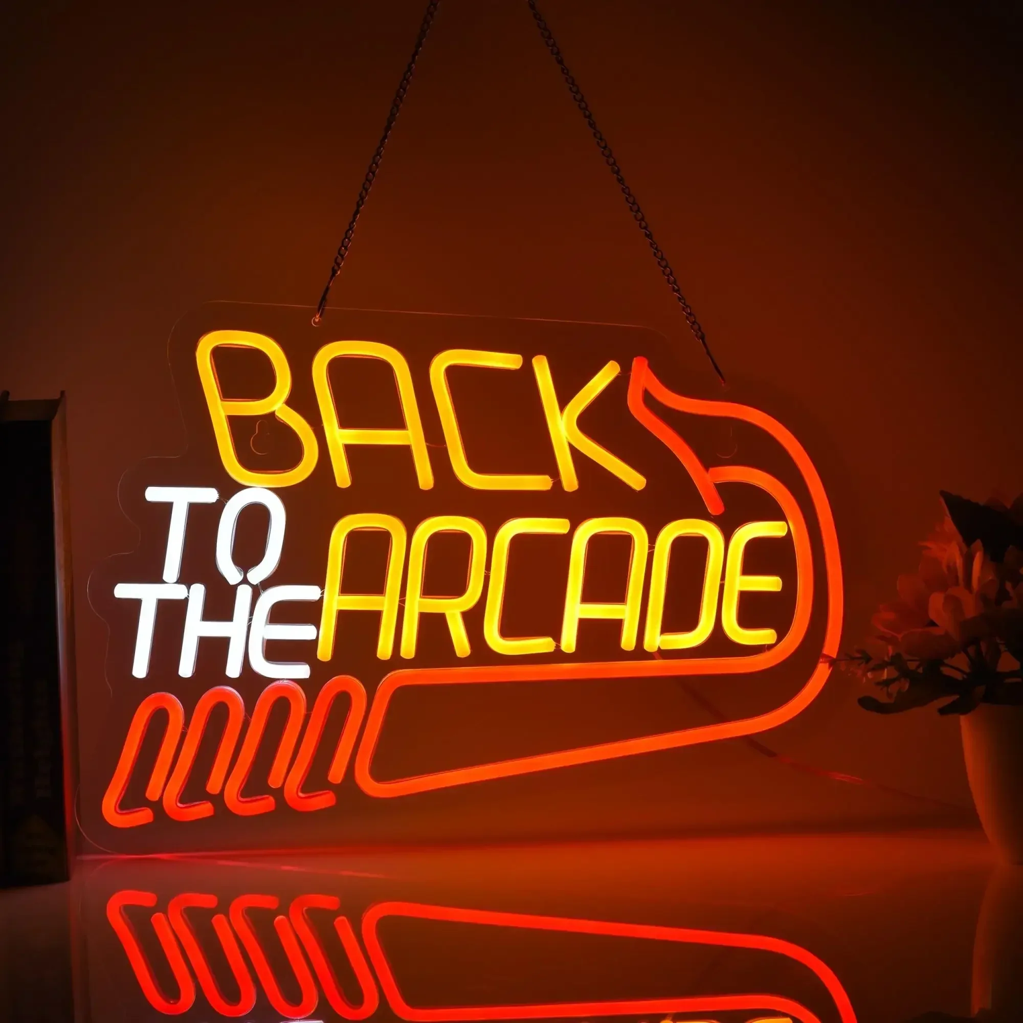 Retro Gaming Ideas - Lampu Neon Arcade Retro untuk Dekorasi